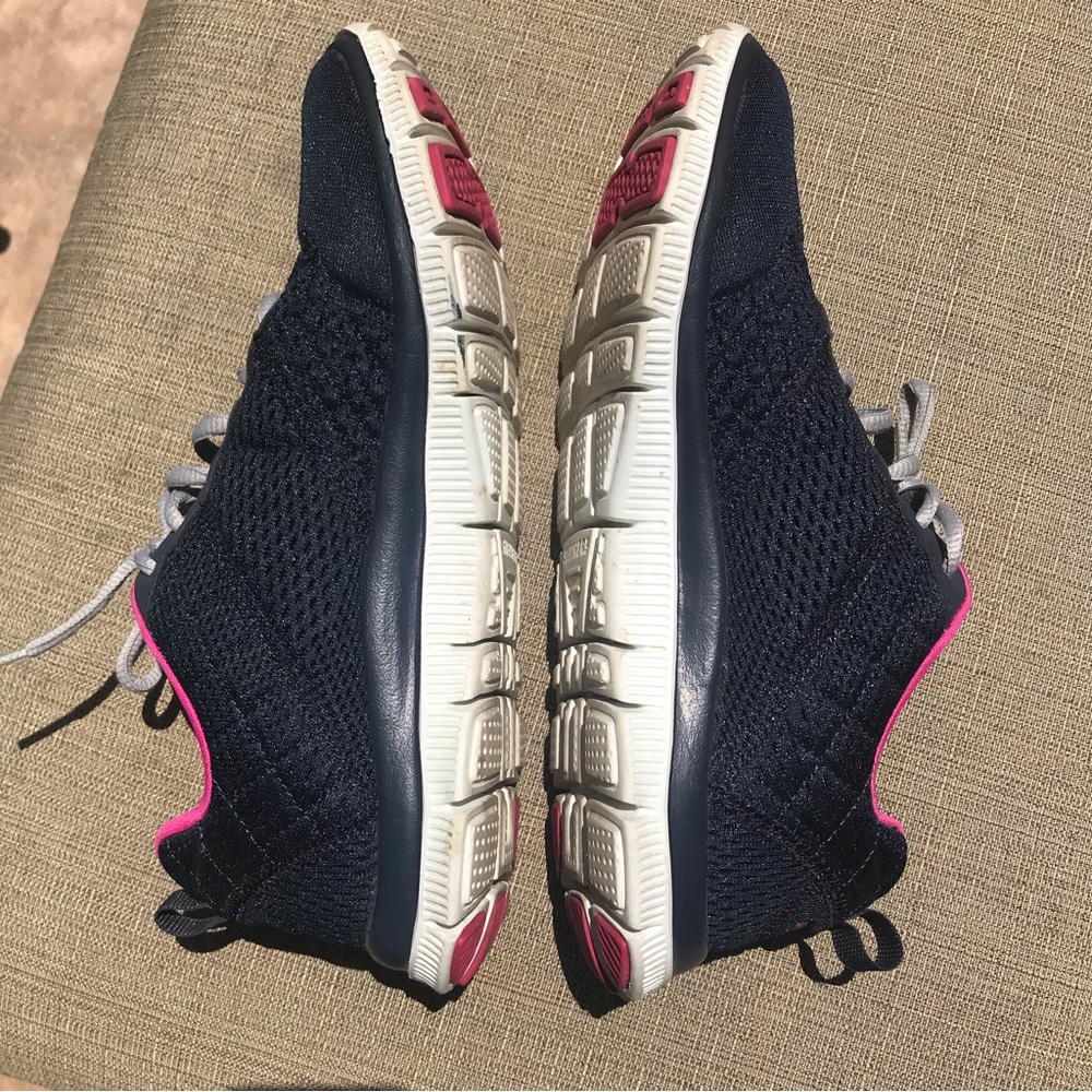 Sketchers. Navy and hot pink.  Memory foam.  Size 8.5.  Comfy.